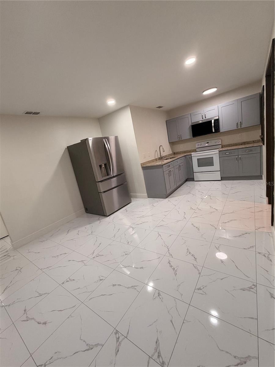 1720 PARK DR, LAKELAND, FL, 33803