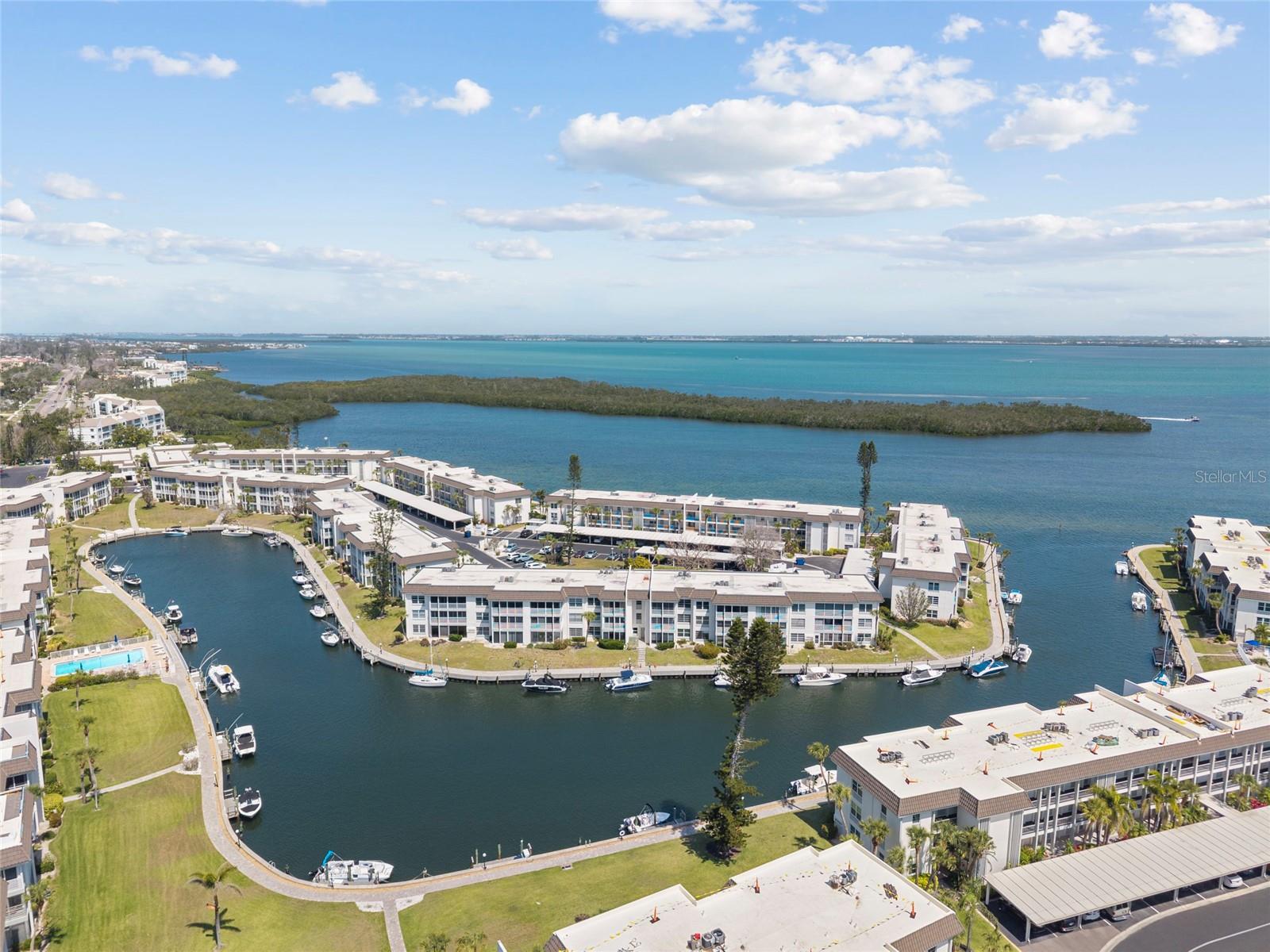 4390 EXETER DR #206, LONGBOAT KEY, FL, 34228