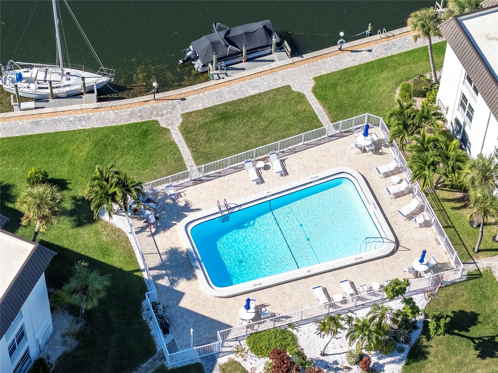 4390 EXETER DR #206, LONGBOAT KEY, FL, 34228