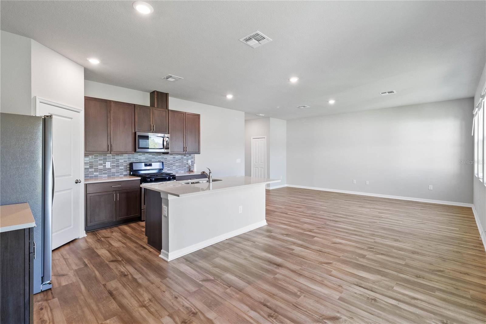 5617 BUNGALOW GROVE CT, PALMETTO, FL, 34221