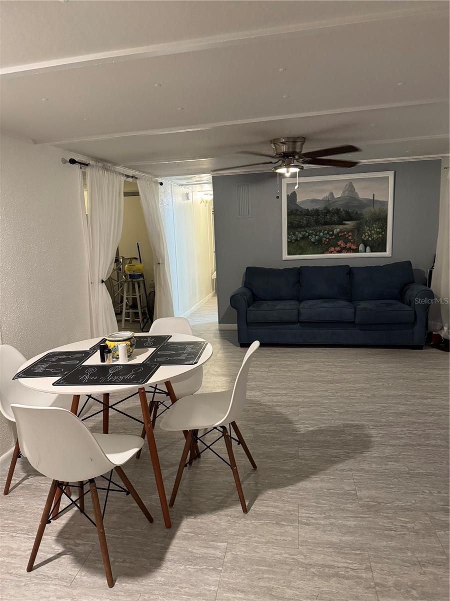 W7880258 Property Photo