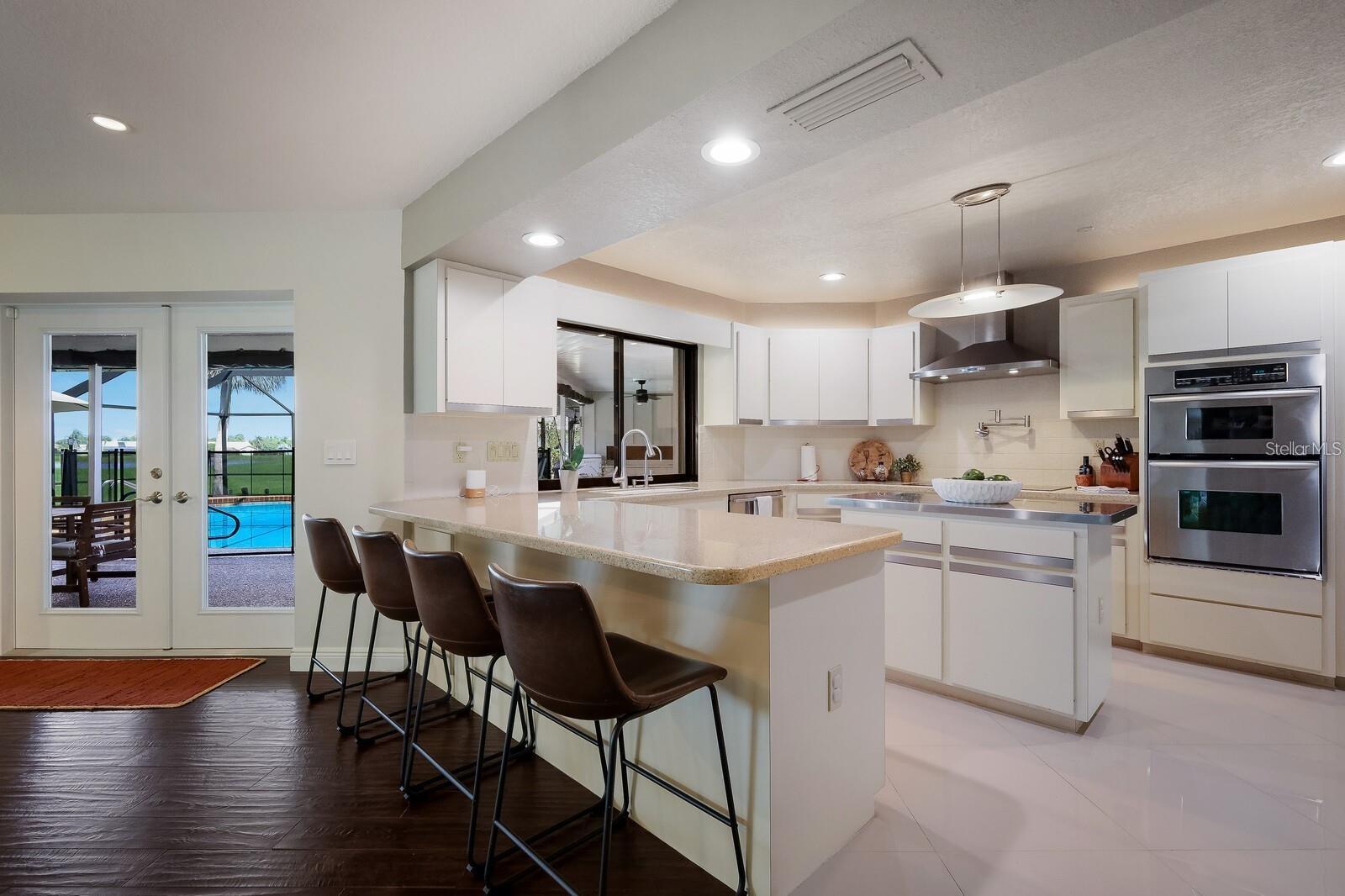 3705 TORREY PINES BLVD, SARASOTA, FL, 34238