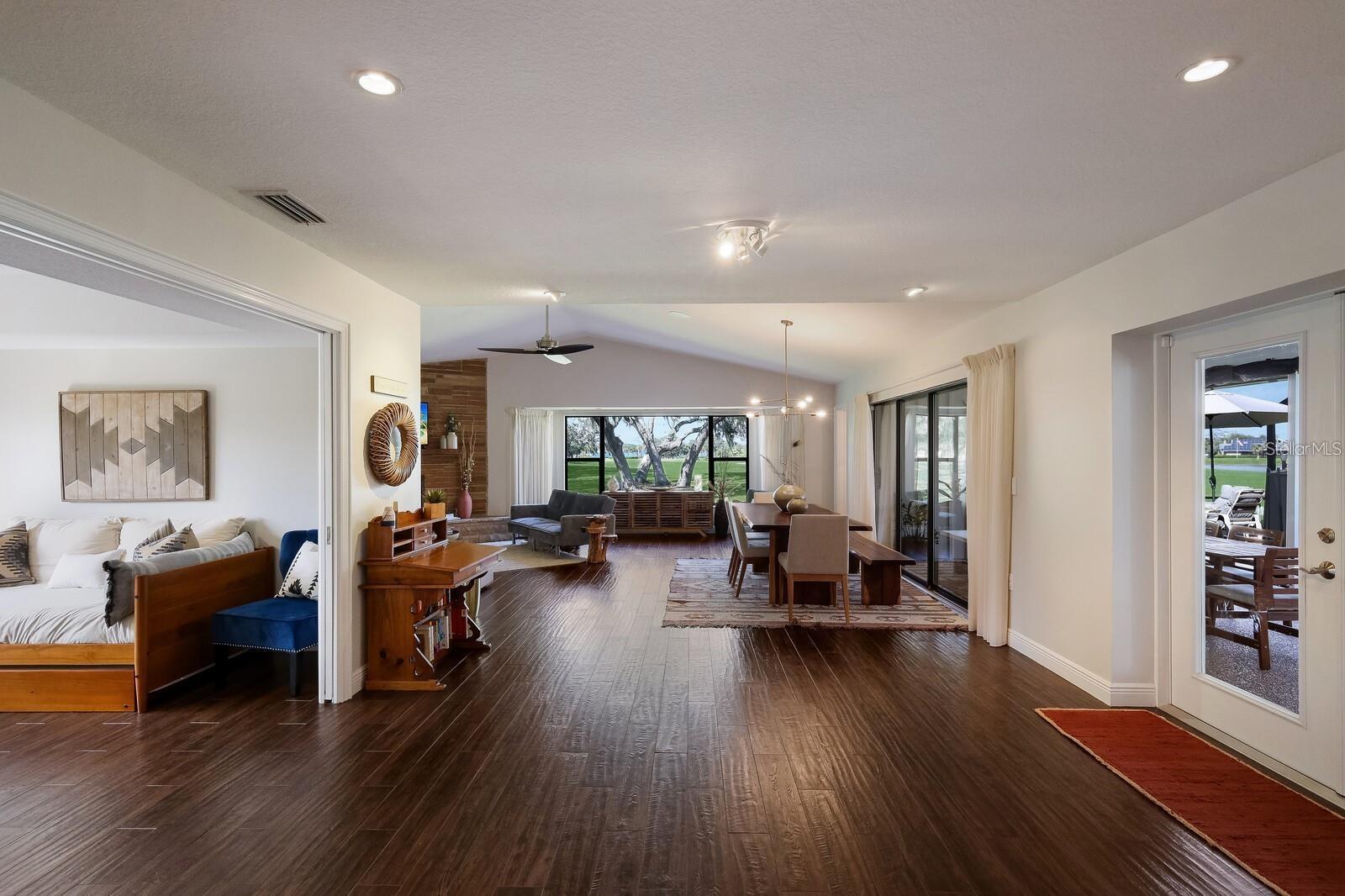 3705 TORREY PINES BLVD, SARASOTA, FL, 34238