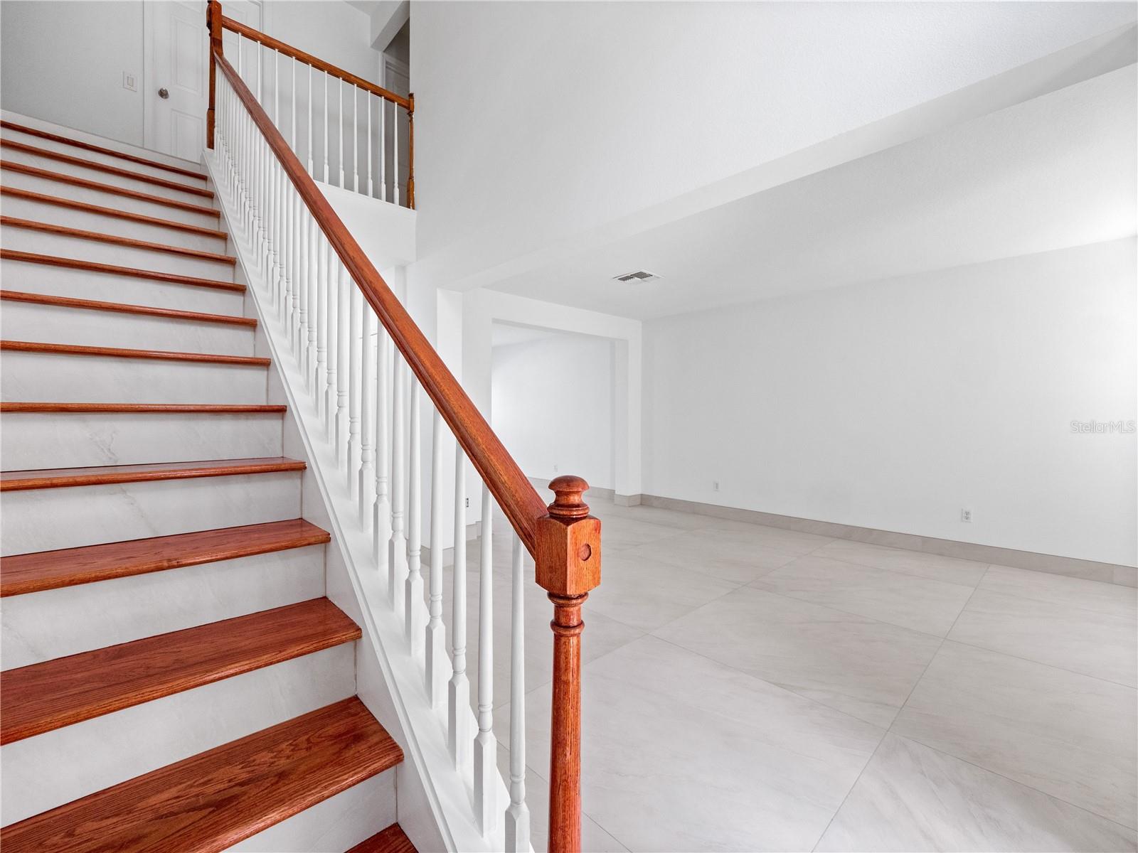 6457 WINDER OAKS BLVD, ORLANDO, FL, 32819