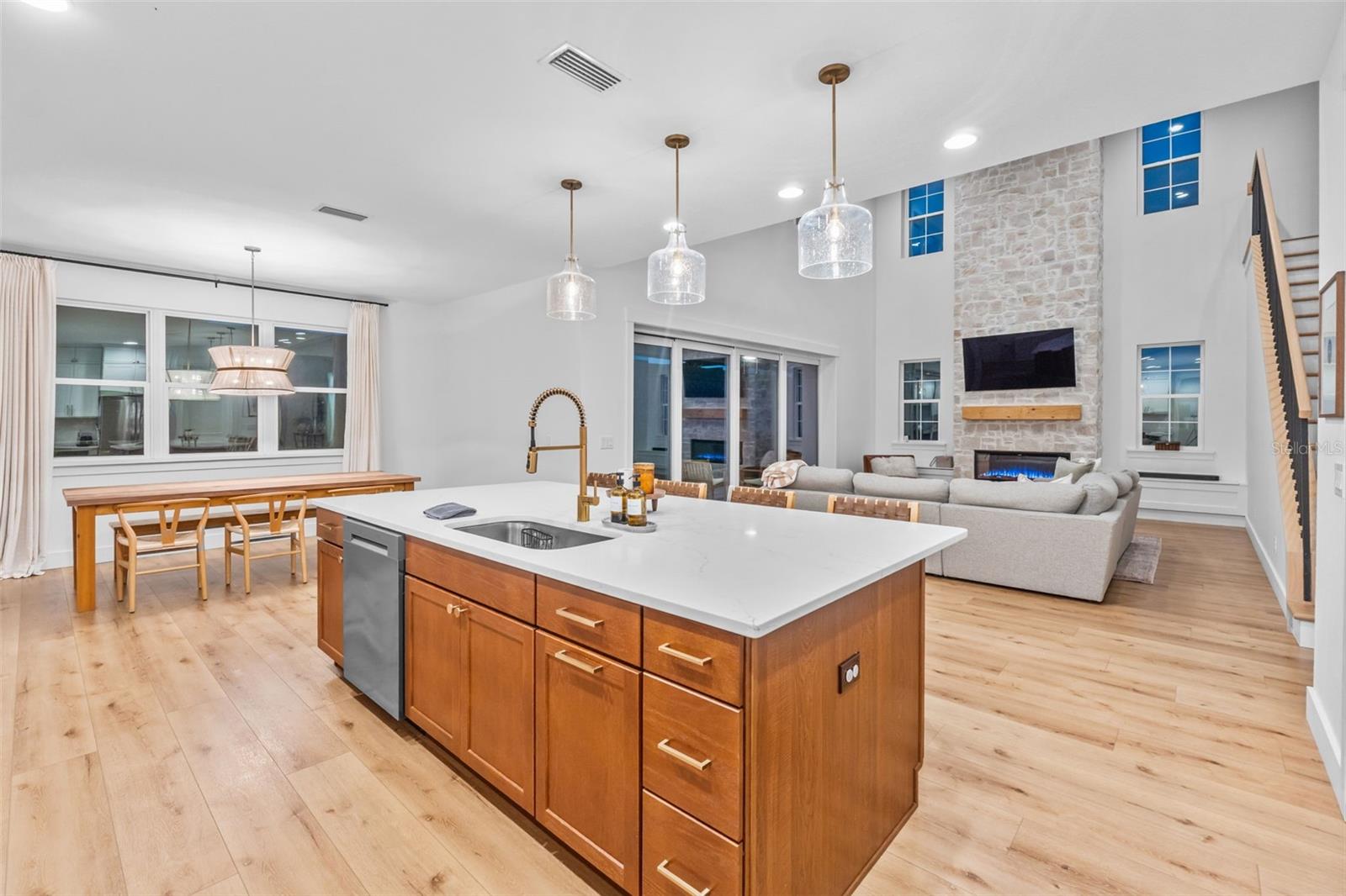 157 CALADIUM AVE, LAKE ALFRED, FL, 33850