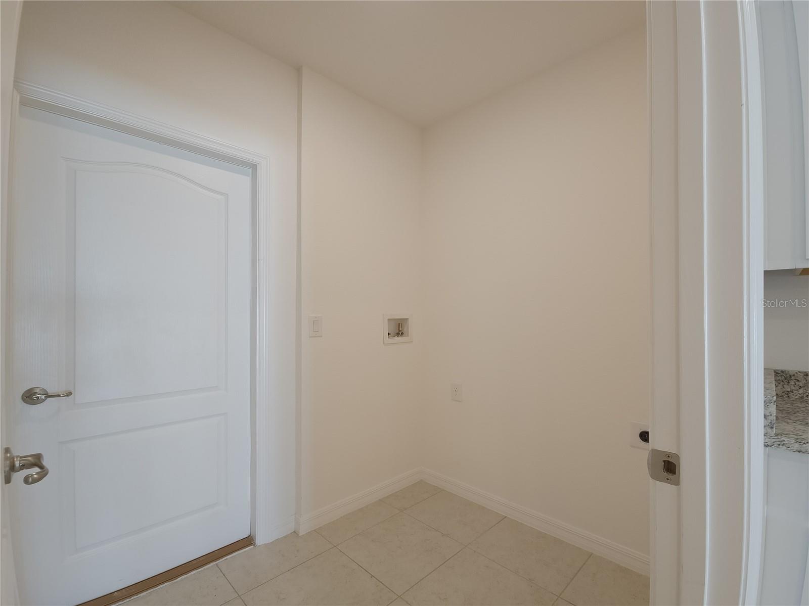 PALM COAST, FL, 32137