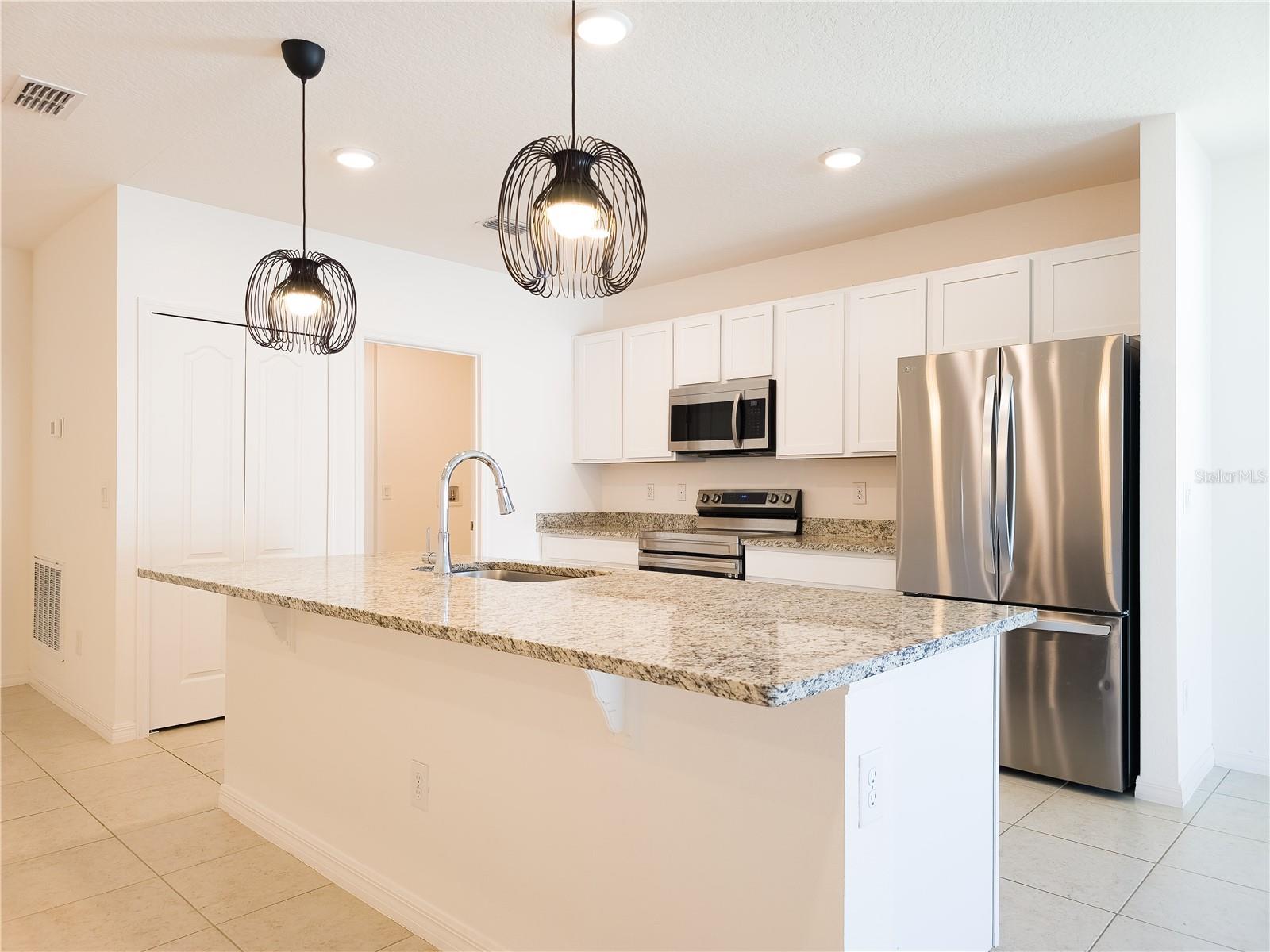 PALM COAST, FL, 32137