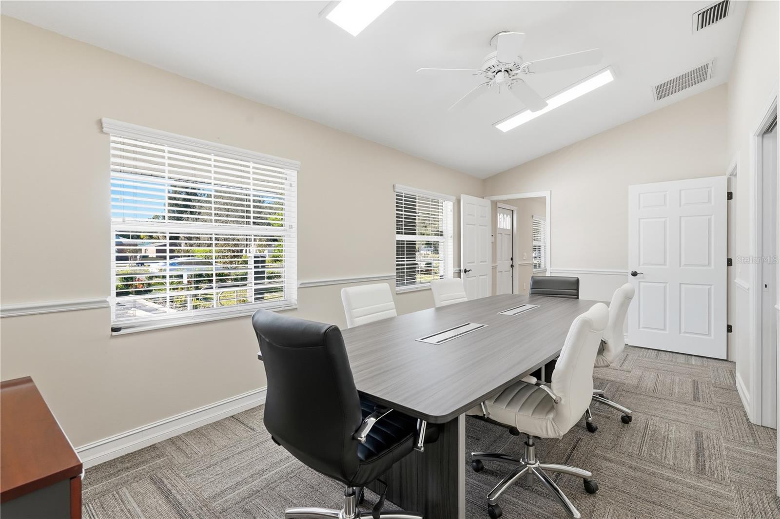 8219 MASSACHUSETTS AVE, NEW PORT RICHEY, FL, 34653