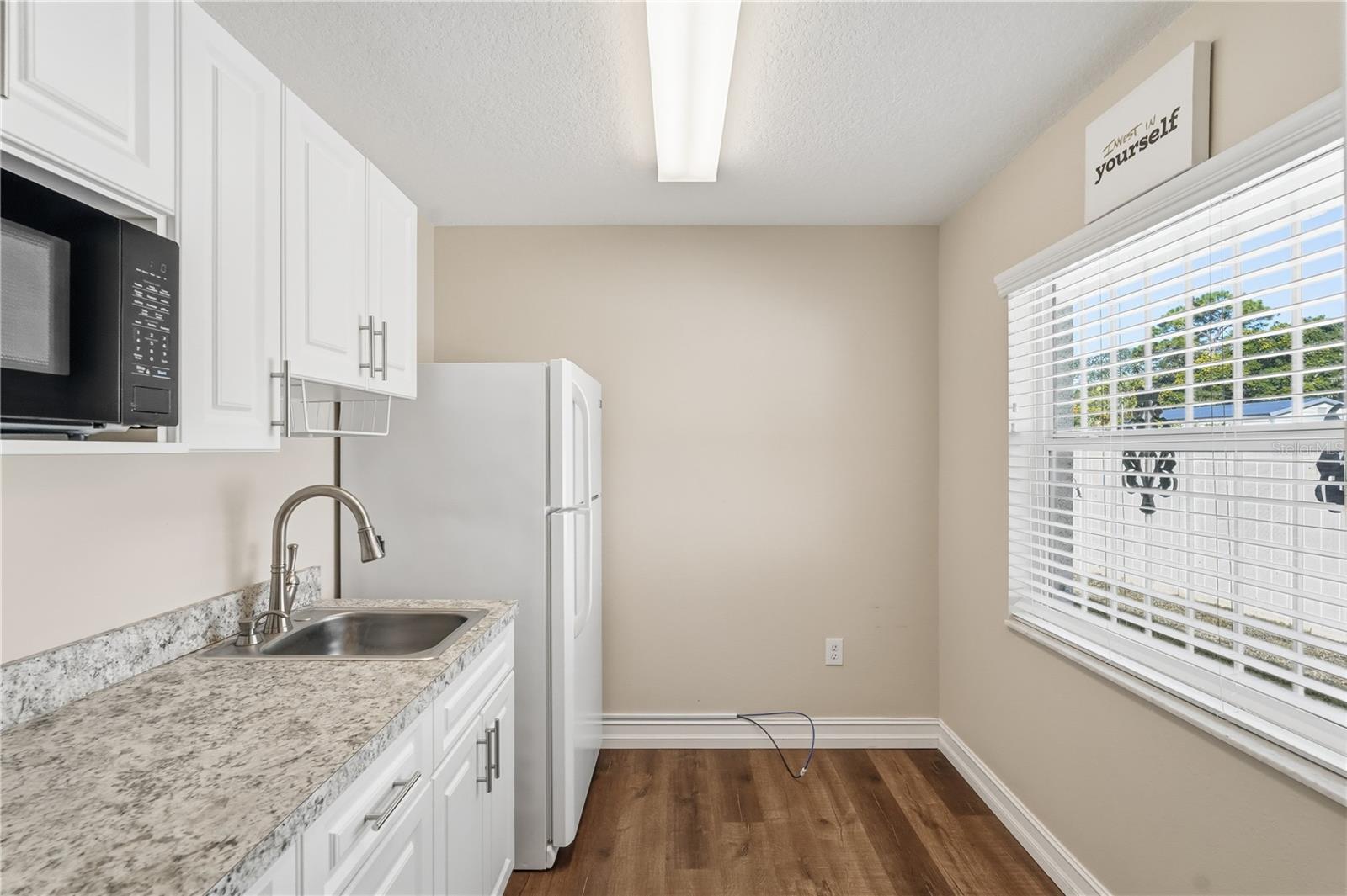 8219 MASSACHUSETTS AVE, NEW PORT RICHEY, FL, 34653