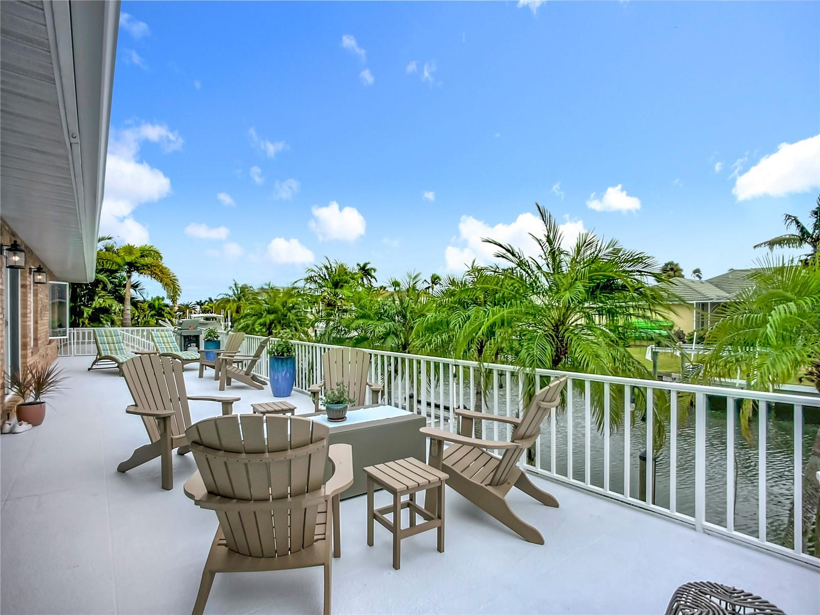 620 NORTH POINT DR, HOLMES BEACH, FL, 34217
