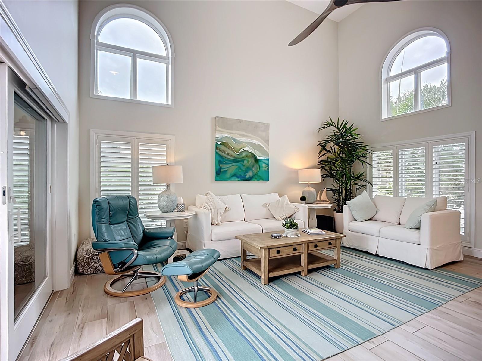 620 NORTH POINT DR, HOLMES BEACH, FL, 34217