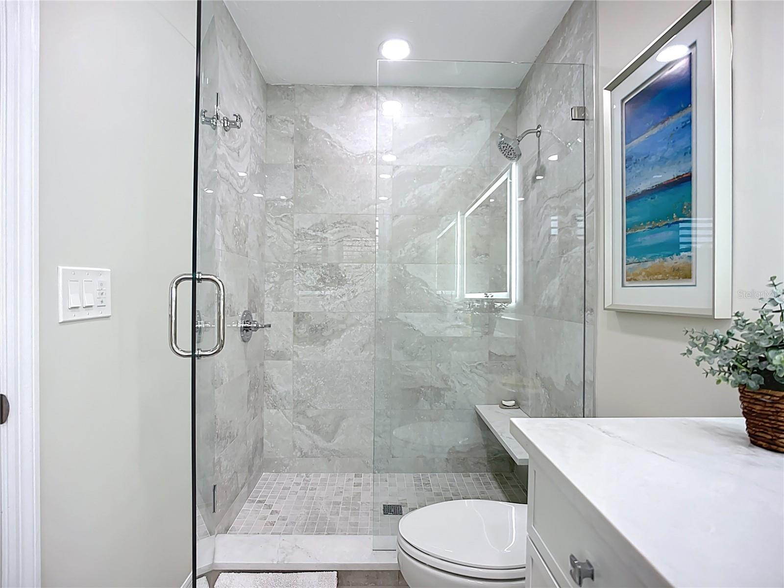 620 NORTH POINT DR, HOLMES BEACH, FL, 34217