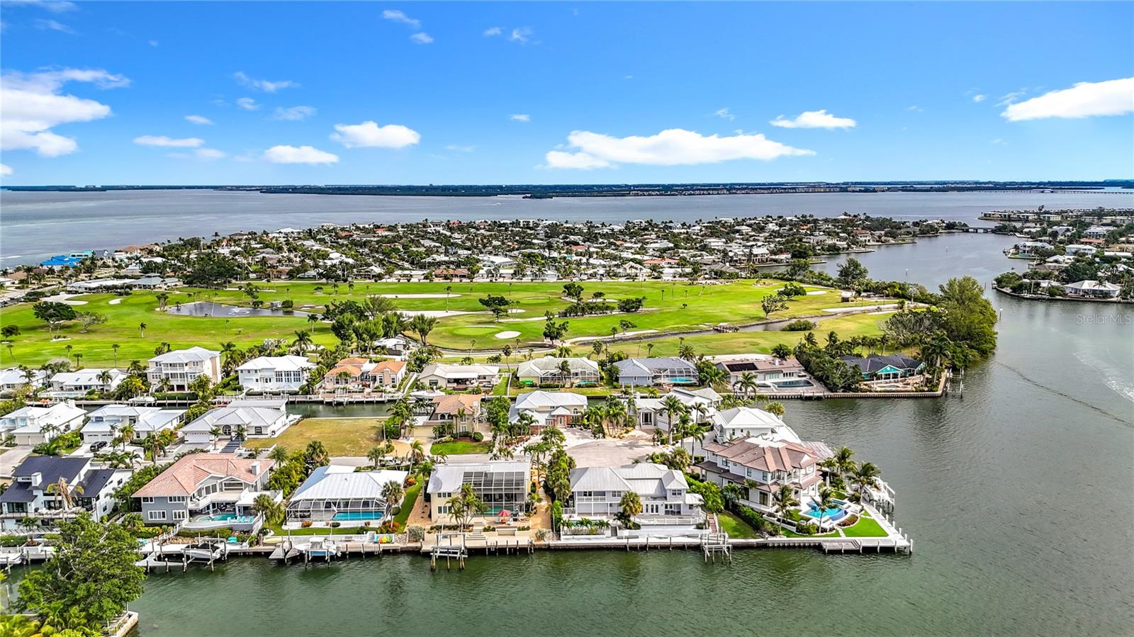 620 NORTH POINT DR, HOLMES BEACH, FL, 34217