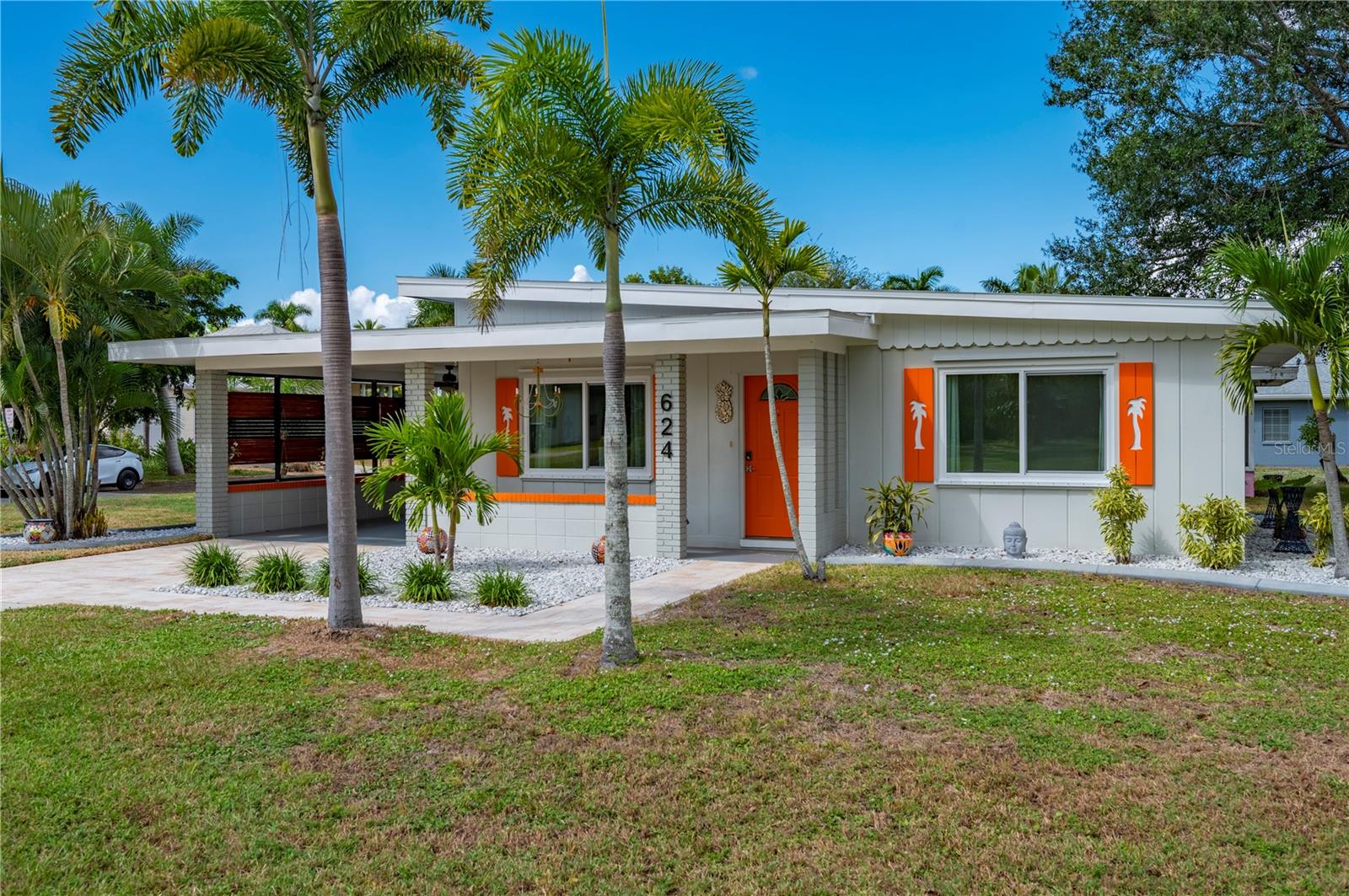 624 W VIRGINIA AVE, PUNTA GORDA, FL, 33950