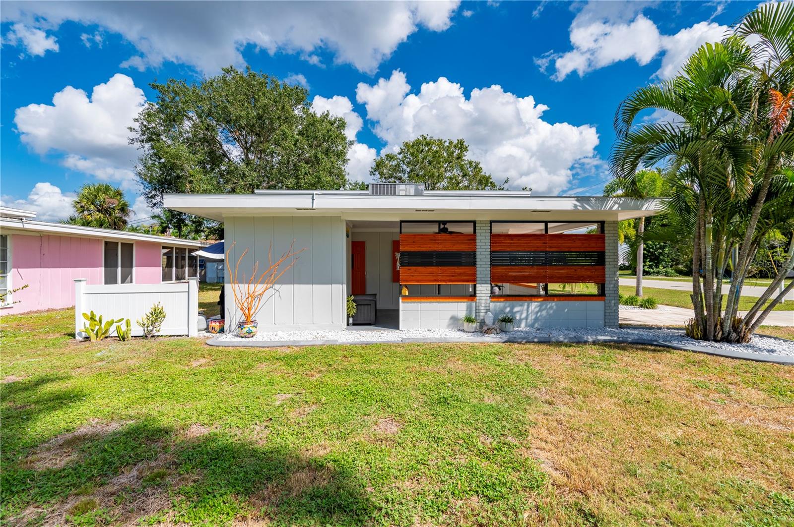 624 W VIRGINIA AVE, PUNTA GORDA, FL, 33950