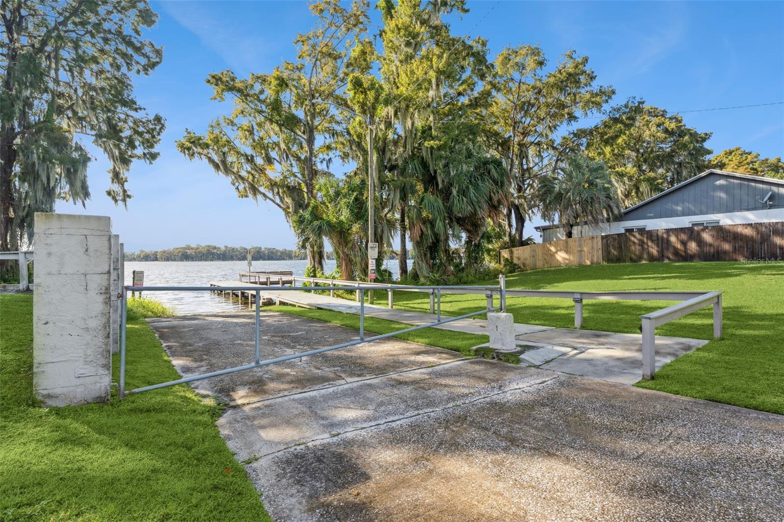 404 SAN LEANDRO DR, CASSELBERRY, FL, 32707