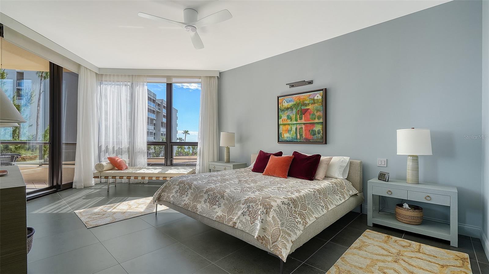 415 L AMBIANCE DR #B202, LONGBOAT KEY, FL, 34228