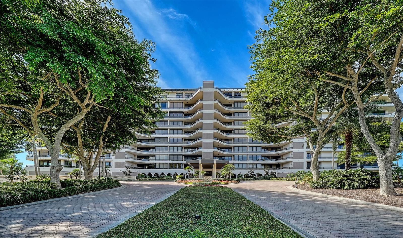 415 L AMBIANCE DR #B202, LONGBOAT KEY, FL, 34228