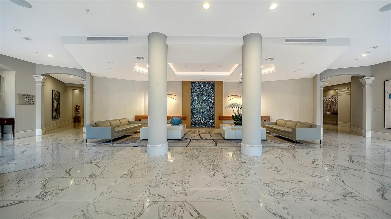 415 L AMBIANCE DR #B202, LONGBOAT KEY, FL, 34228