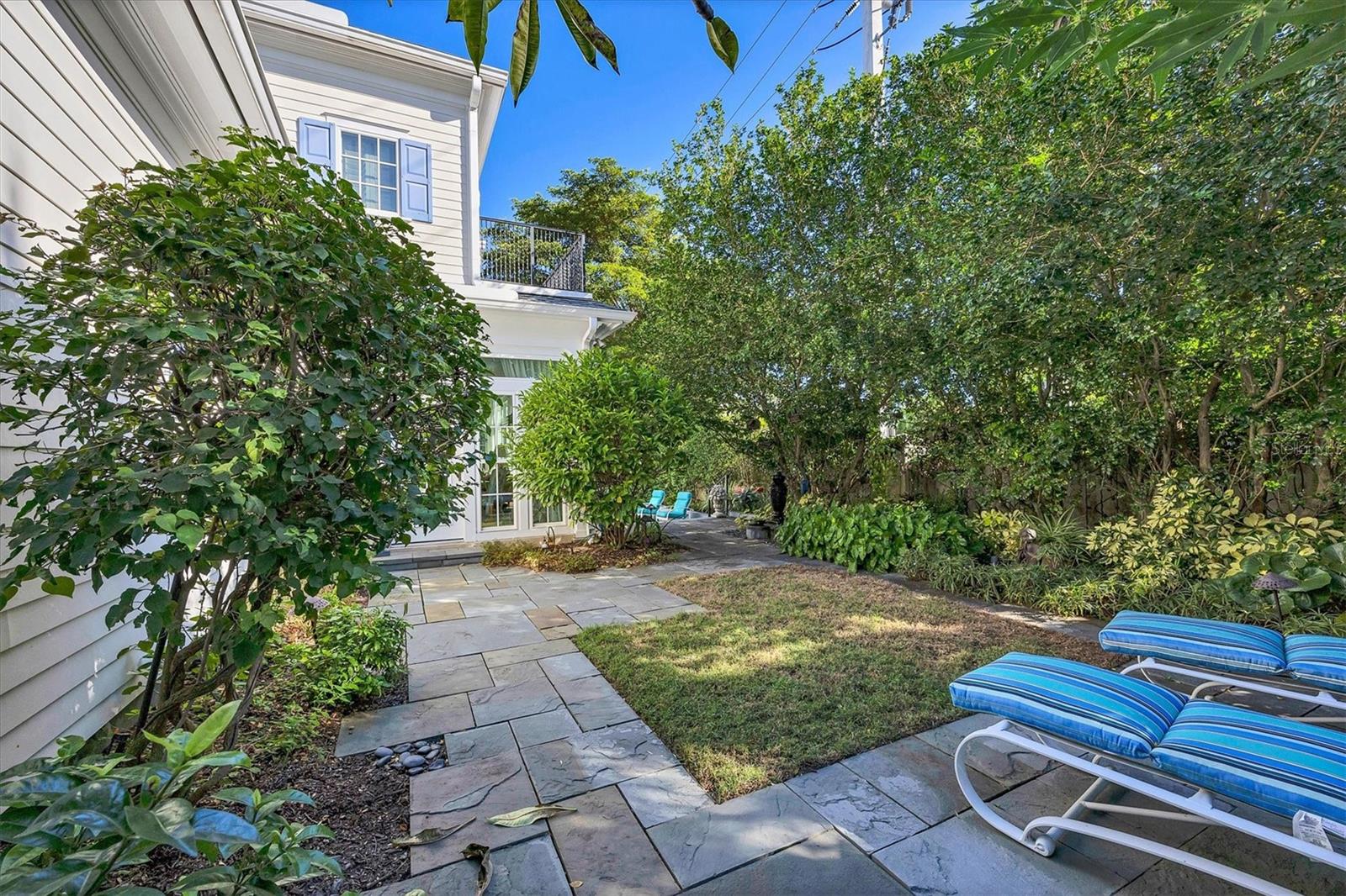 A4670050 Property Photo