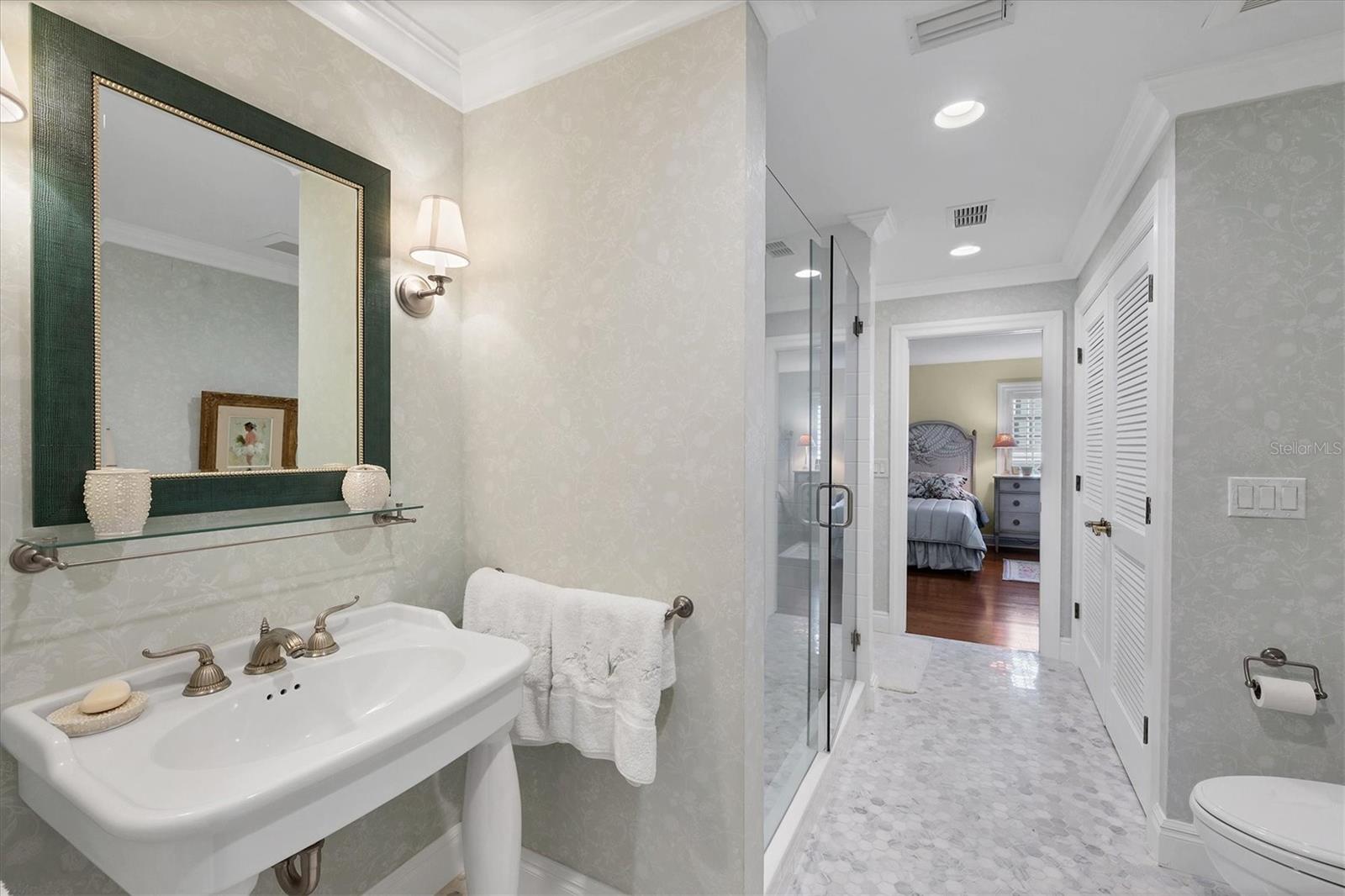 A4670050 Property Photo