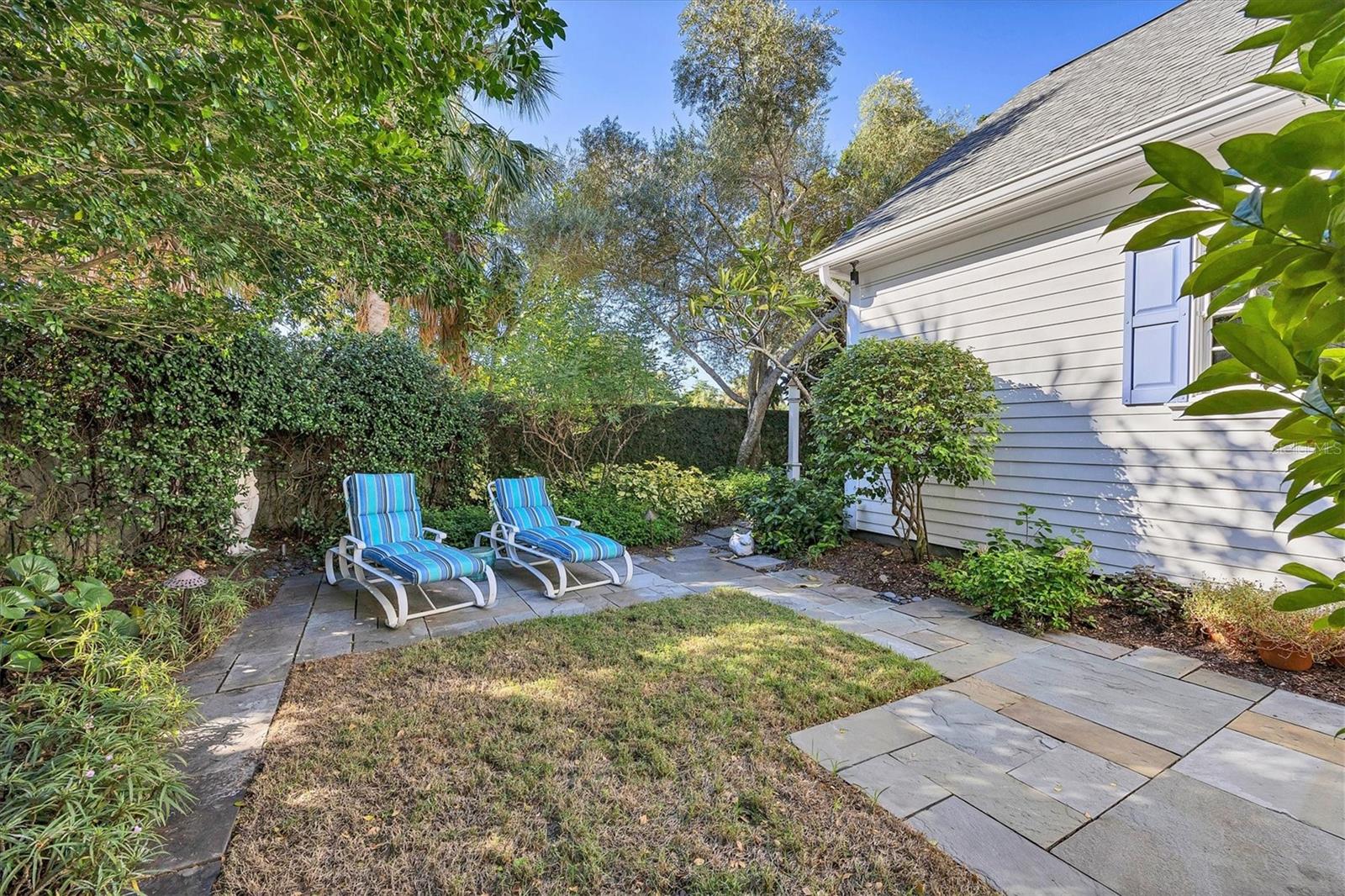 A4670050 Property Photo