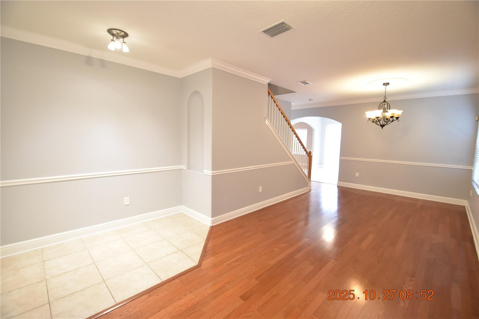 8806 CAMERON CREST DR, TAMPA, FL, 33626