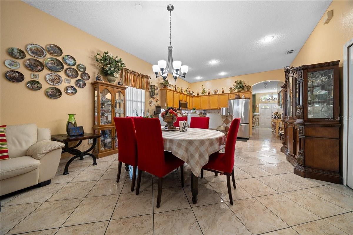 1010 RAINING MEADOWS LN, ORLANDO, FL, 32824