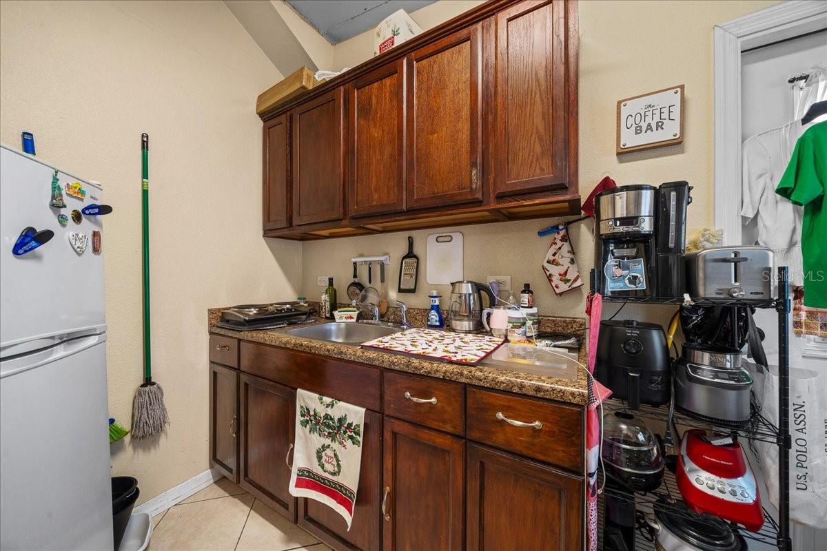 1010 RAINING MEADOWS LN, ORLANDO, FL, 32824