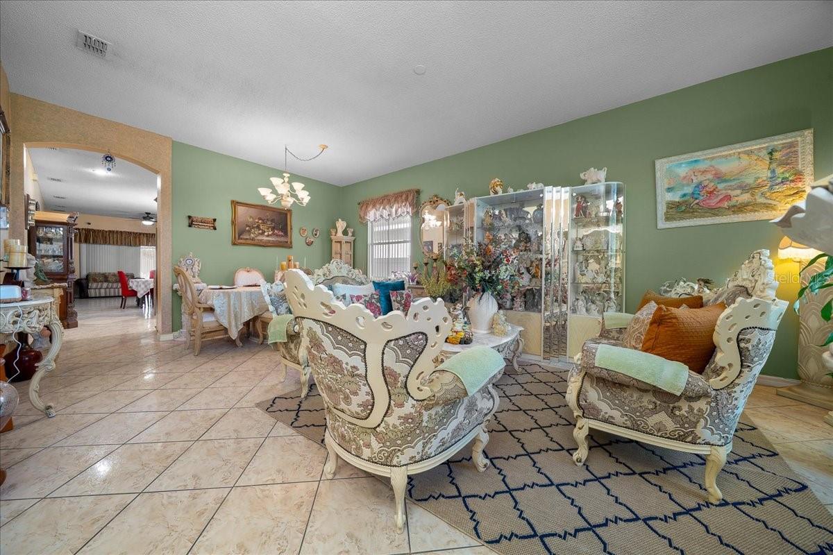 1010 RAINING MEADOWS LN, ORLANDO, FL, 32824