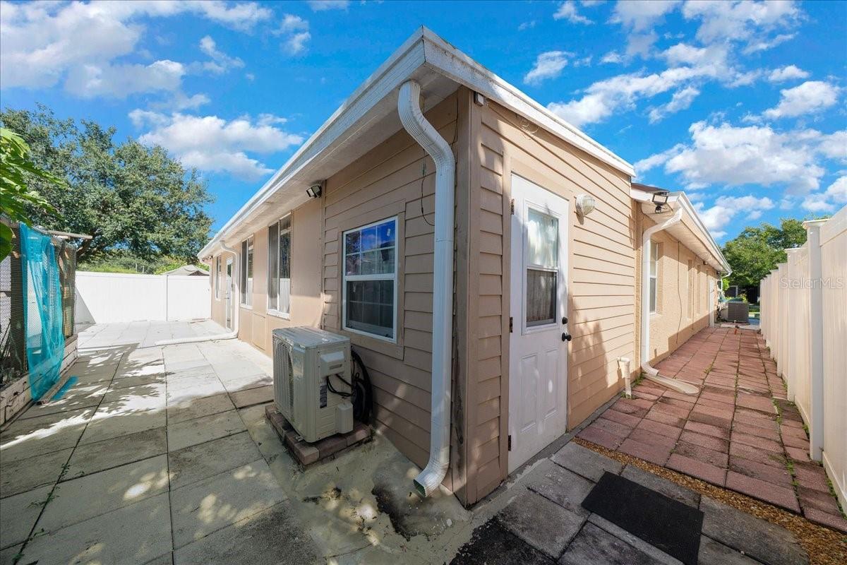 1010 RAINING MEADOWS LN, ORLANDO, FL, 32824