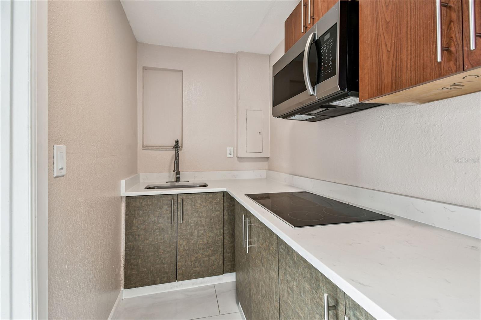 3540 56TH AVE N #2, ST PETERSBURG, FL, 33714