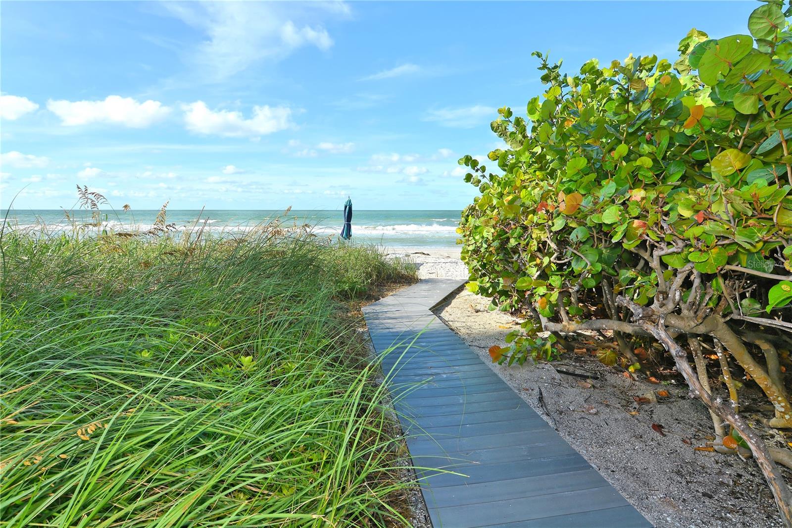1000 LONGBOAT CLUB RD #402, LONGBOAT KEY, FL, 34228