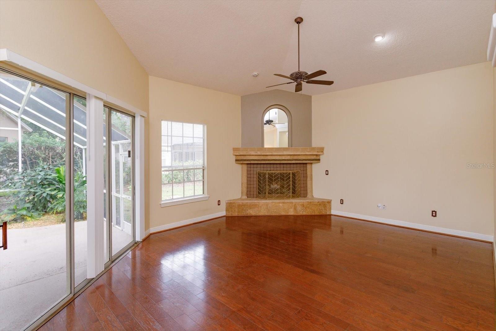 4829 SHORELINE CIR, SANFORD, FL, 32771