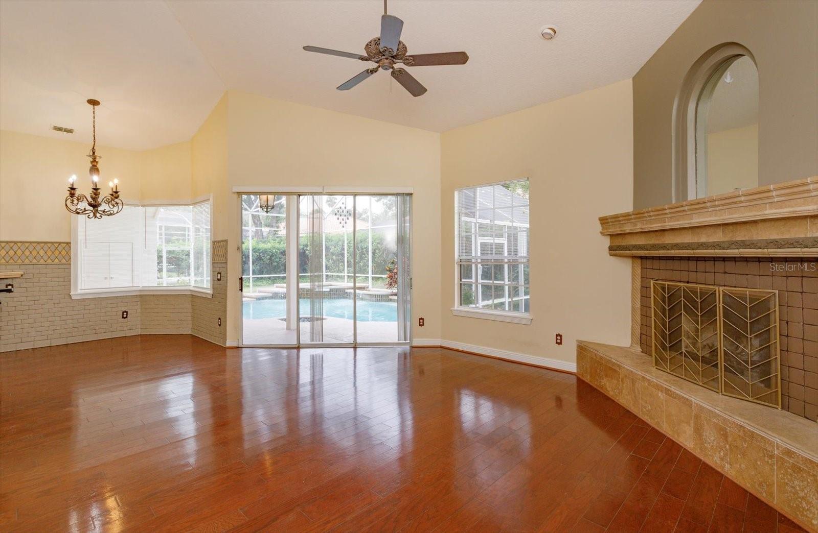 4829 SHORELINE CIR, SANFORD, FL, 32771