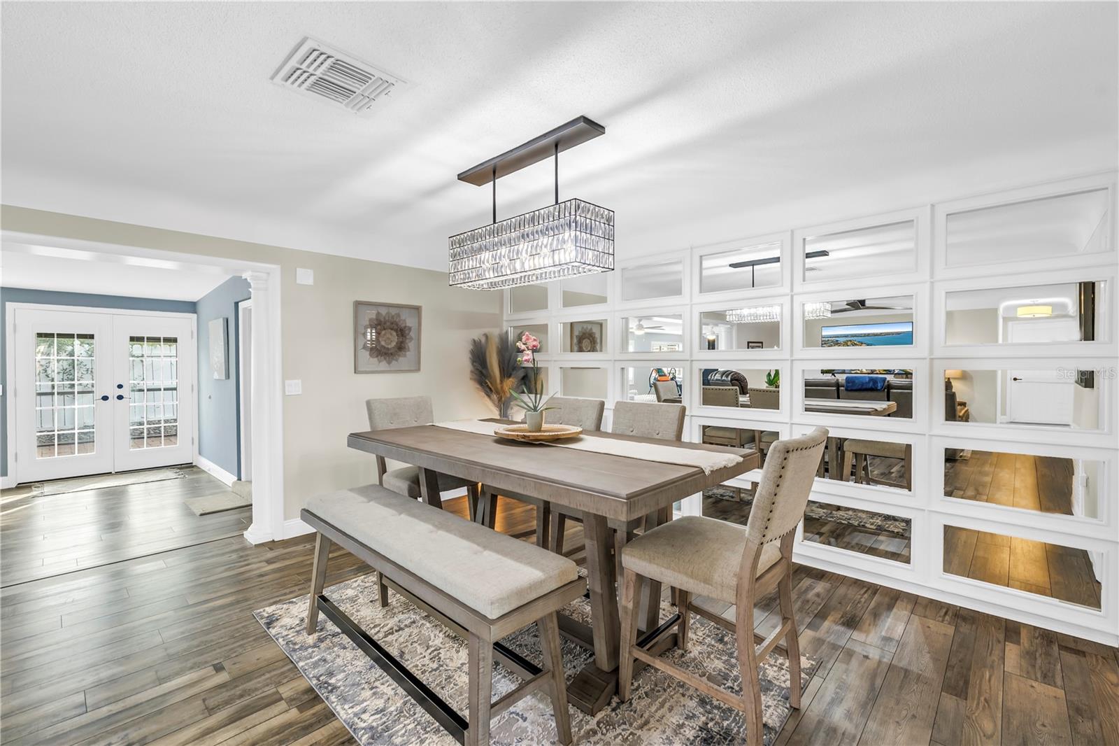 196 1ST ST W, TIERRA VERDE, FL, 33715