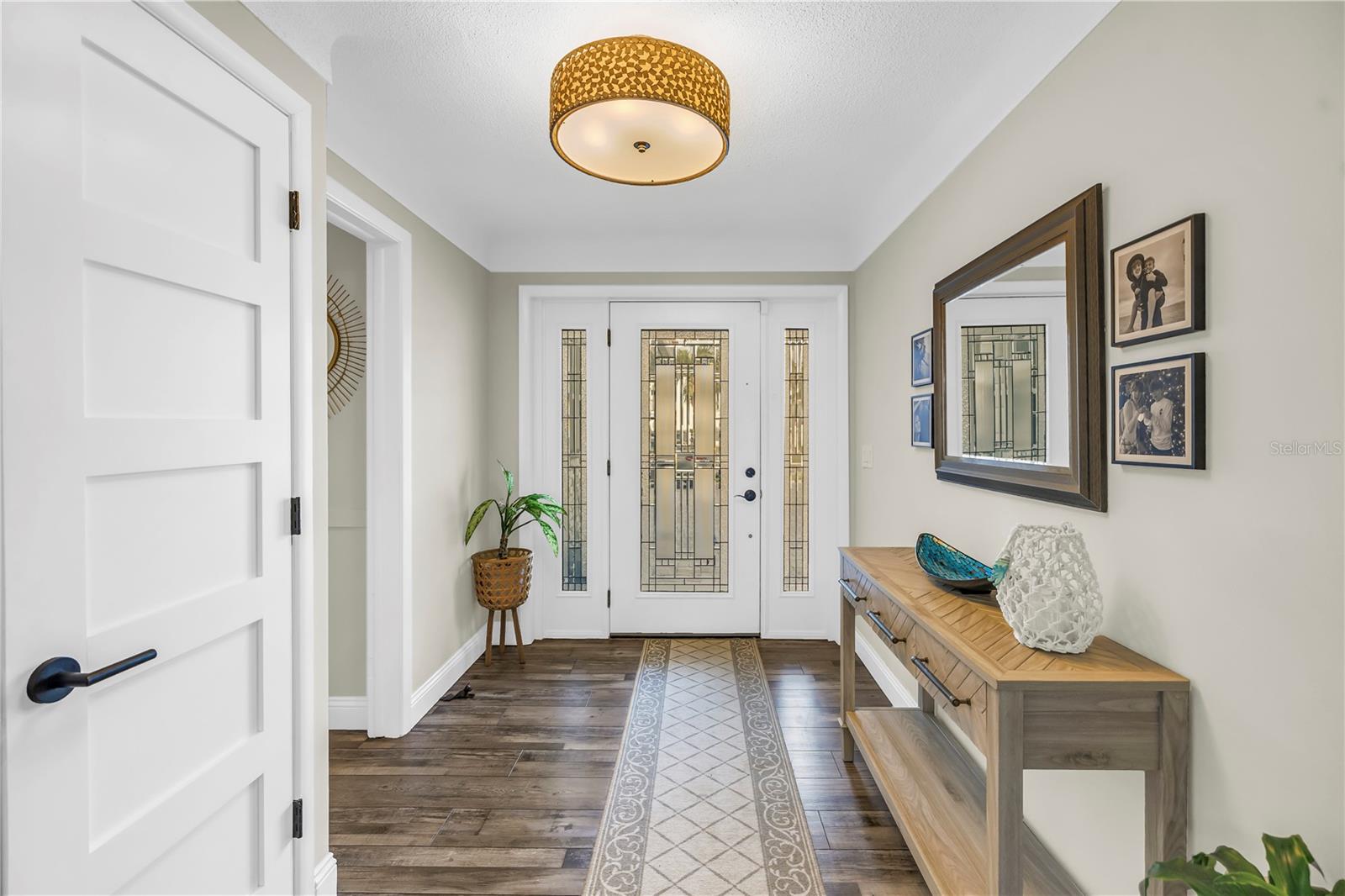 196 1ST ST W, TIERRA VERDE, FL, 33715