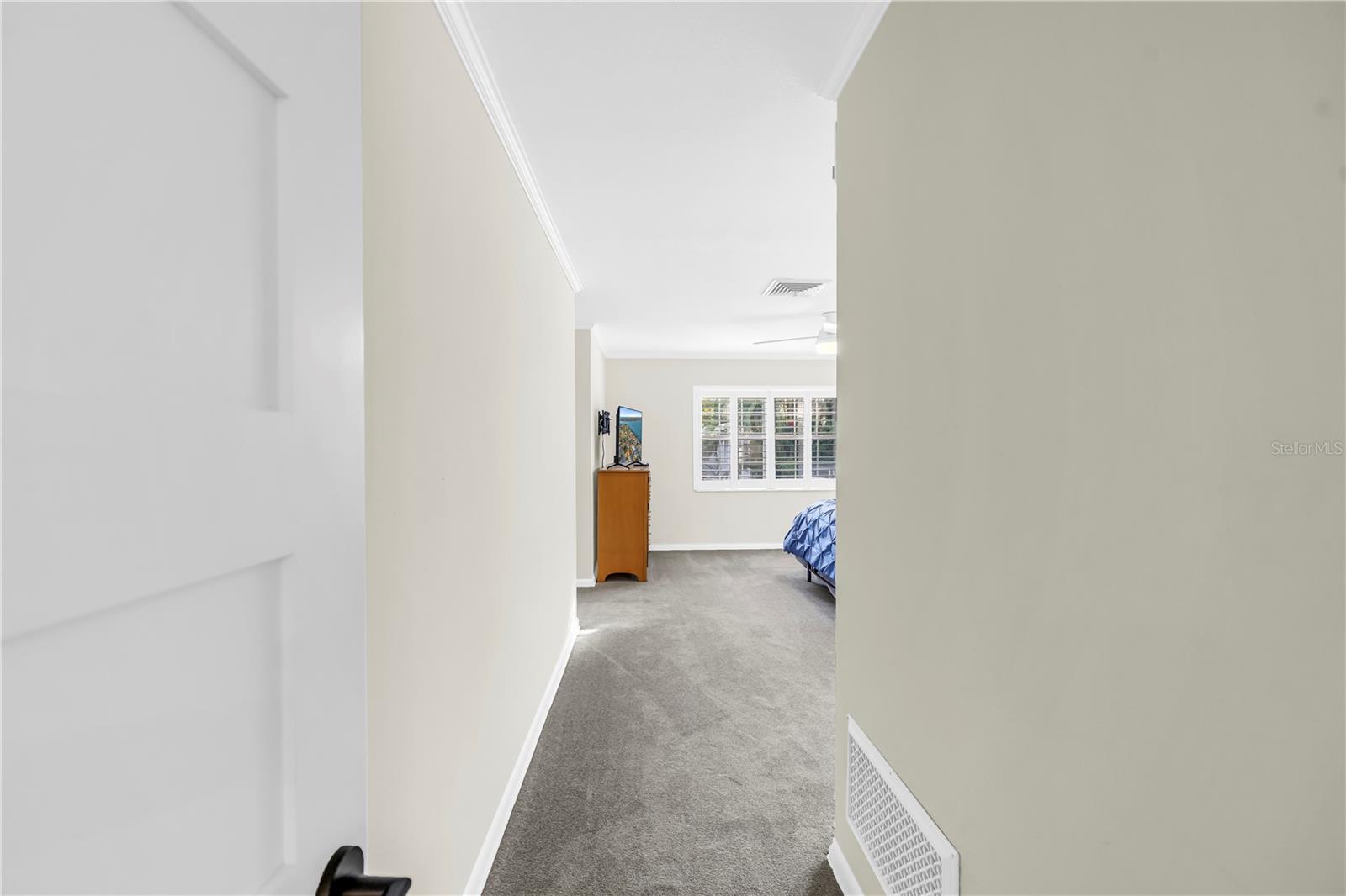 196 1ST ST W, TIERRA VERDE, FL, 33715