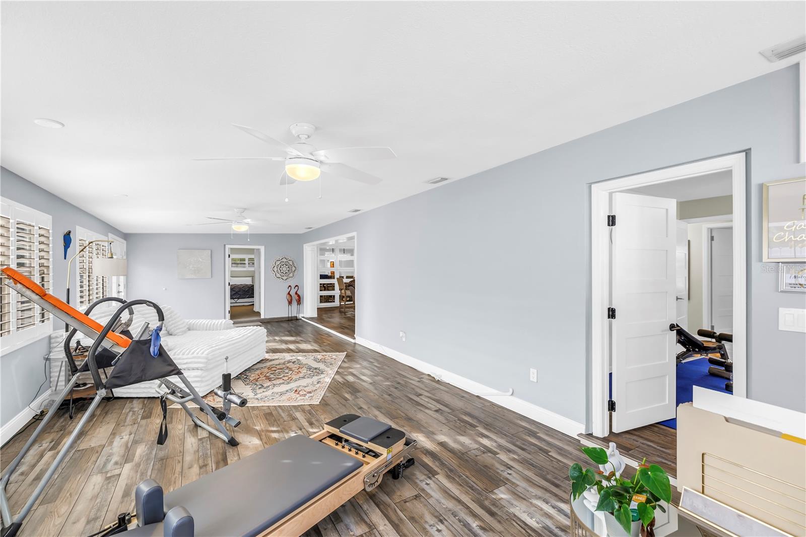 196 1ST ST W, TIERRA VERDE, FL, 33715