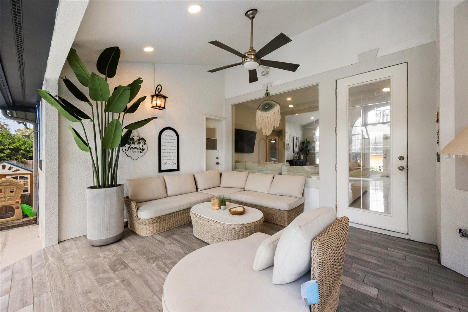 8663 NICOLEWOOD CT, ORLANDO, FL, 32836