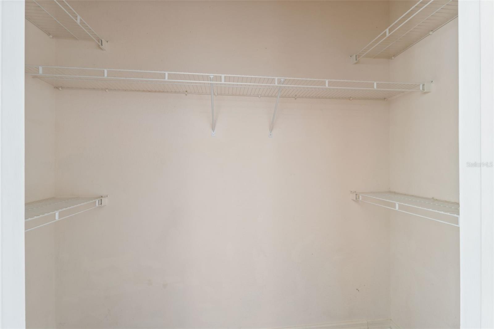 18001 RICHMOND PLACE DR #215, TAMPA, FL, 33647