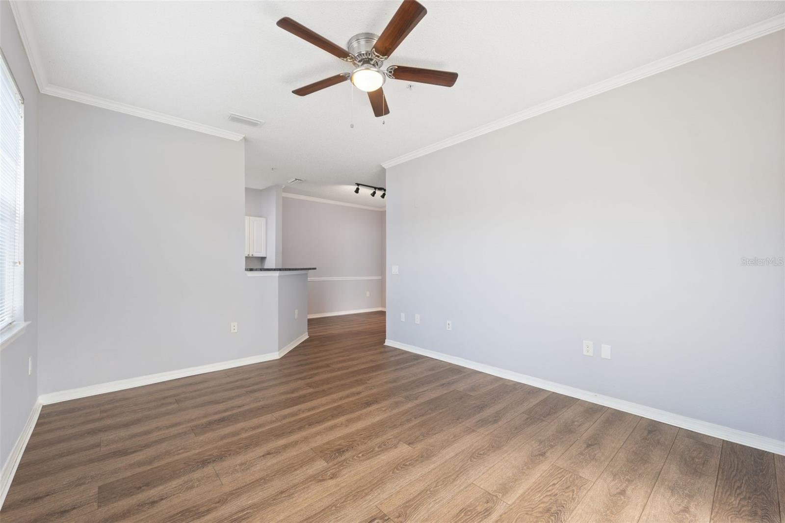 18001 RICHMOND PLACE DR #215, TAMPA, FL, 33647