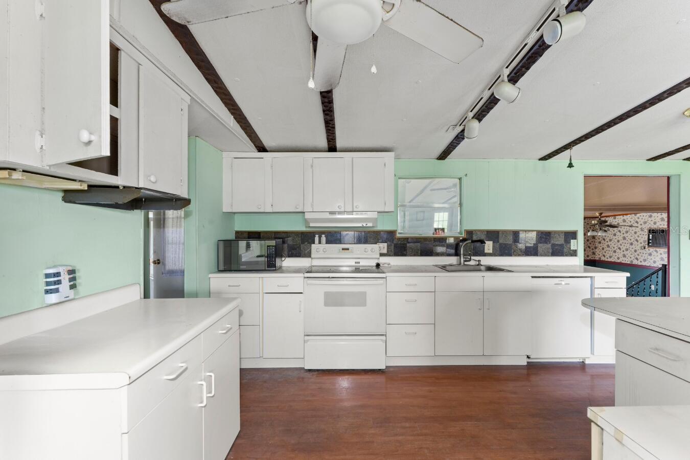 2631 E TRAPNELL RD, PLANT CITY, FL, 33566