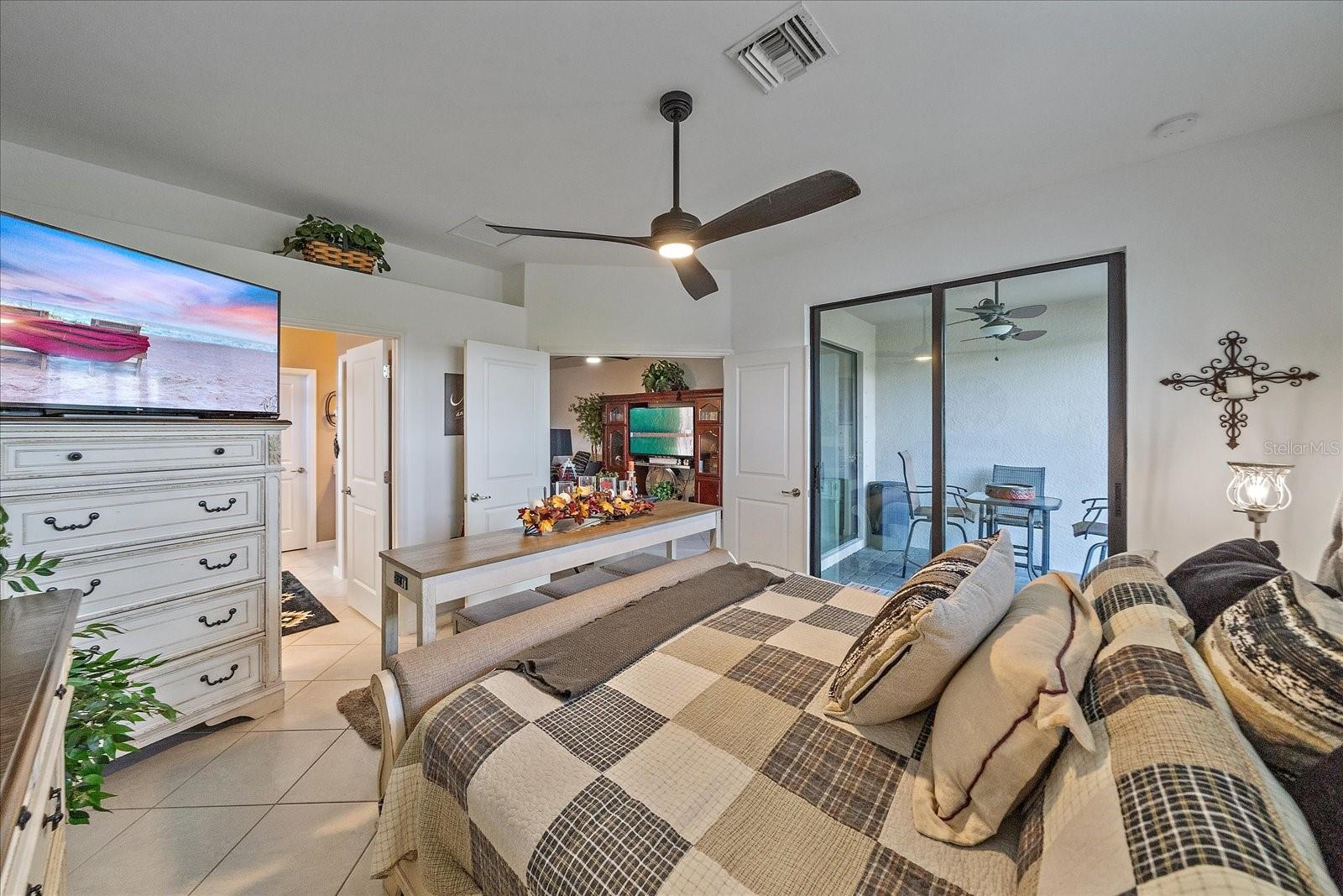 2016 BONITO WAY, PORT CHARLOTTE, FL, 33953