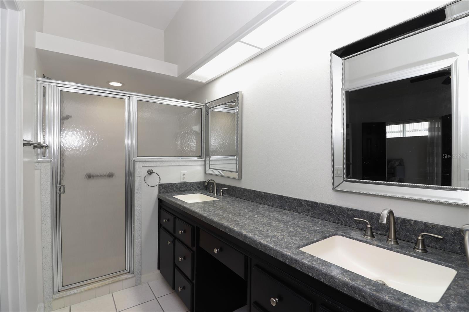 21742 KING JOHN ST, LEESBURG, FL, 34748