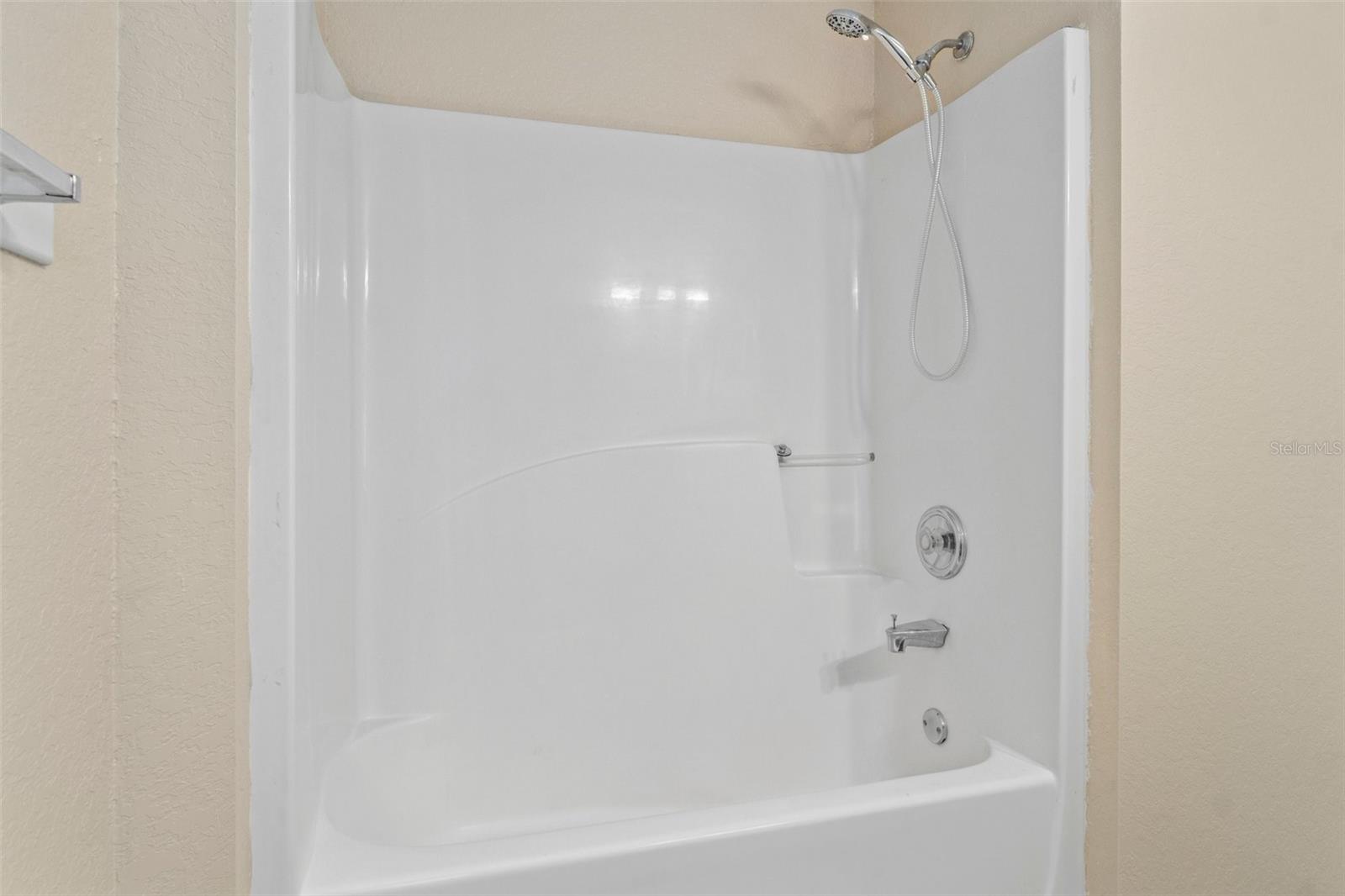 1240 SYLVIA AVE, SPRING HILL, FL, 34606