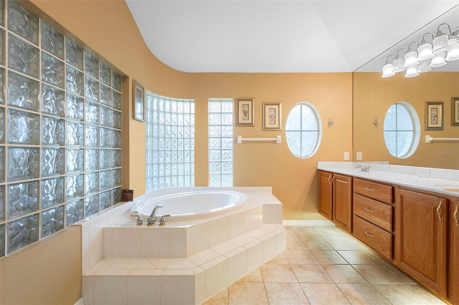 413 HIGHTOWER DR, DEBARY, FL, 32713