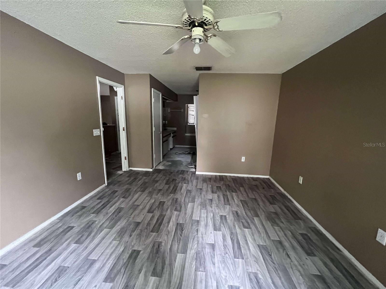 413 VINEYARD DR, LAKELAND, FL, 33809