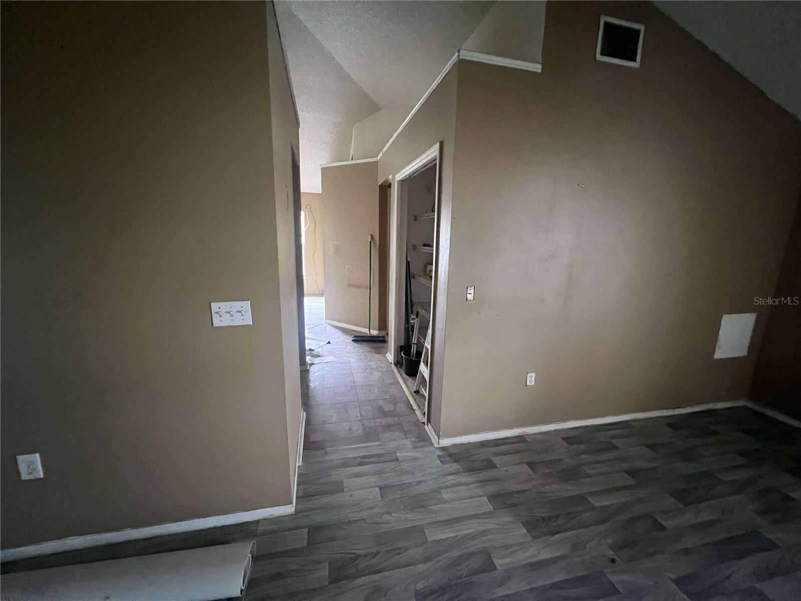 413 VINEYARD DR, LAKELAND, FL, 33809