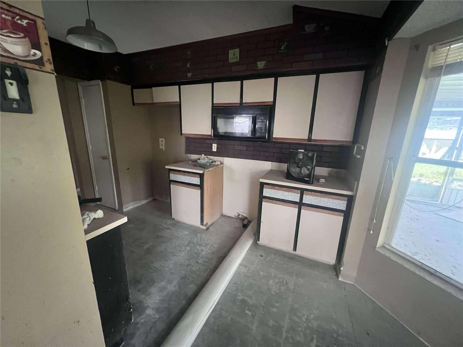 413 VINEYARD DR, LAKELAND, FL, 33809